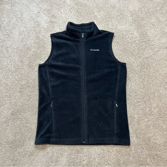 Kids Columbia Fleece Vest Size XL (18/20) Fits Like An Adult Small - Picture 1 of 9